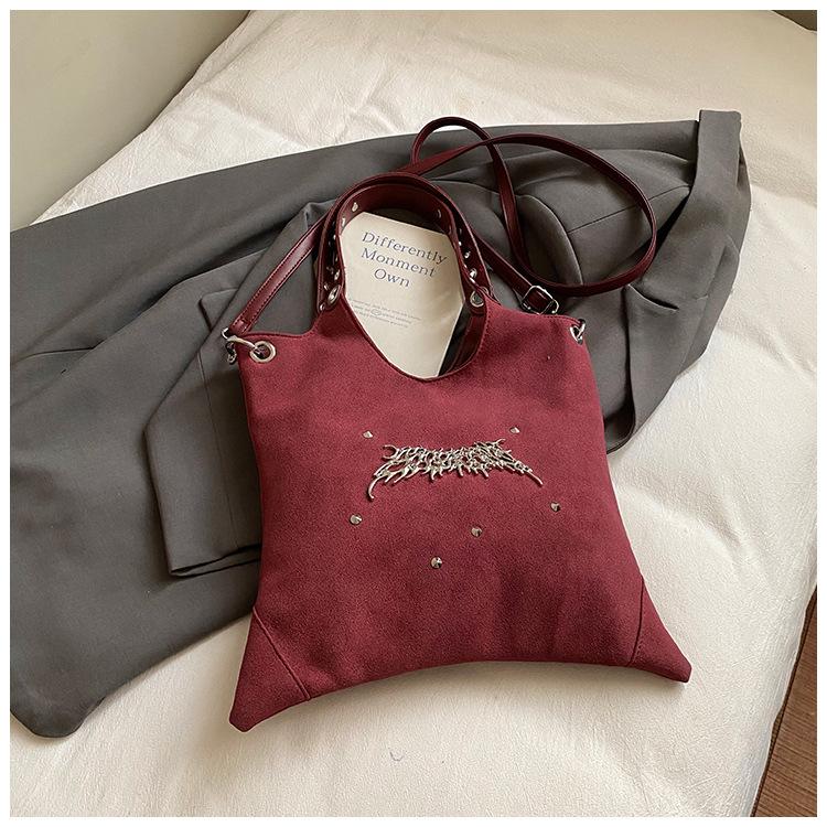 Lazy wind large capacity bag women's new fashion niche canvas portable commuter underarm bag