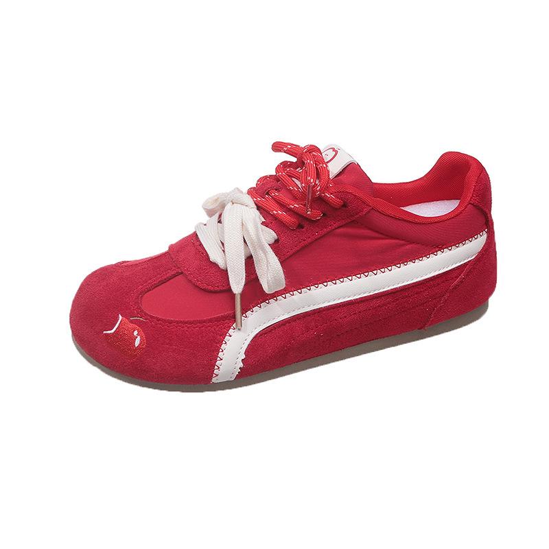 

Red retro flat-bottomed German training shoes women s 2025 new comfortable and lightweight mandarin duck lace-up casual sports Forrest Gump shoes 35 червоний