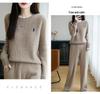 Women's Slim-Fit Wool Cable Knit Sweater - Autumn/Winter Collection