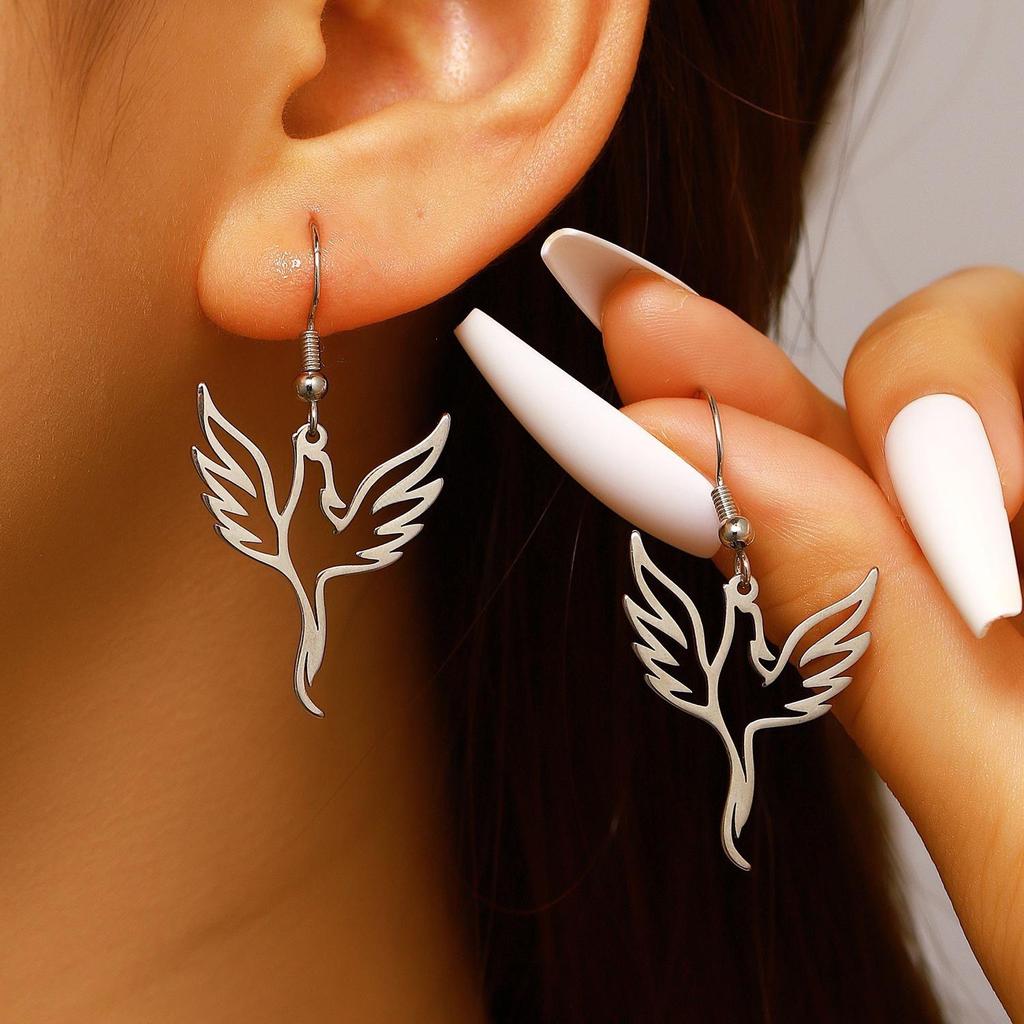 Elegant Phoenix Jewelry Set: Unique Flying Bird Necklace & Earrings