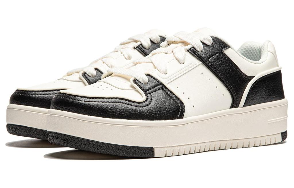 Li Ning Cheese Slip Resistant Low Top Skateboard Shoes Women's Black White AGCU104-4
