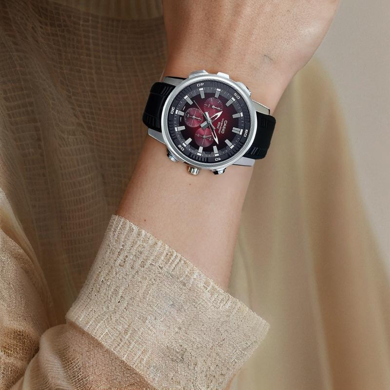 Casio STANDARD series 50 meters waterproof and elegant quartz movement resin strap Japanese and Korean watch men's watch red dial MTP-E505-4AV