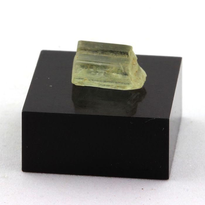 Pierres et Minéraux. Spodumene Hiddenite. 3.48 ct. Konar Province, Afghanistan.