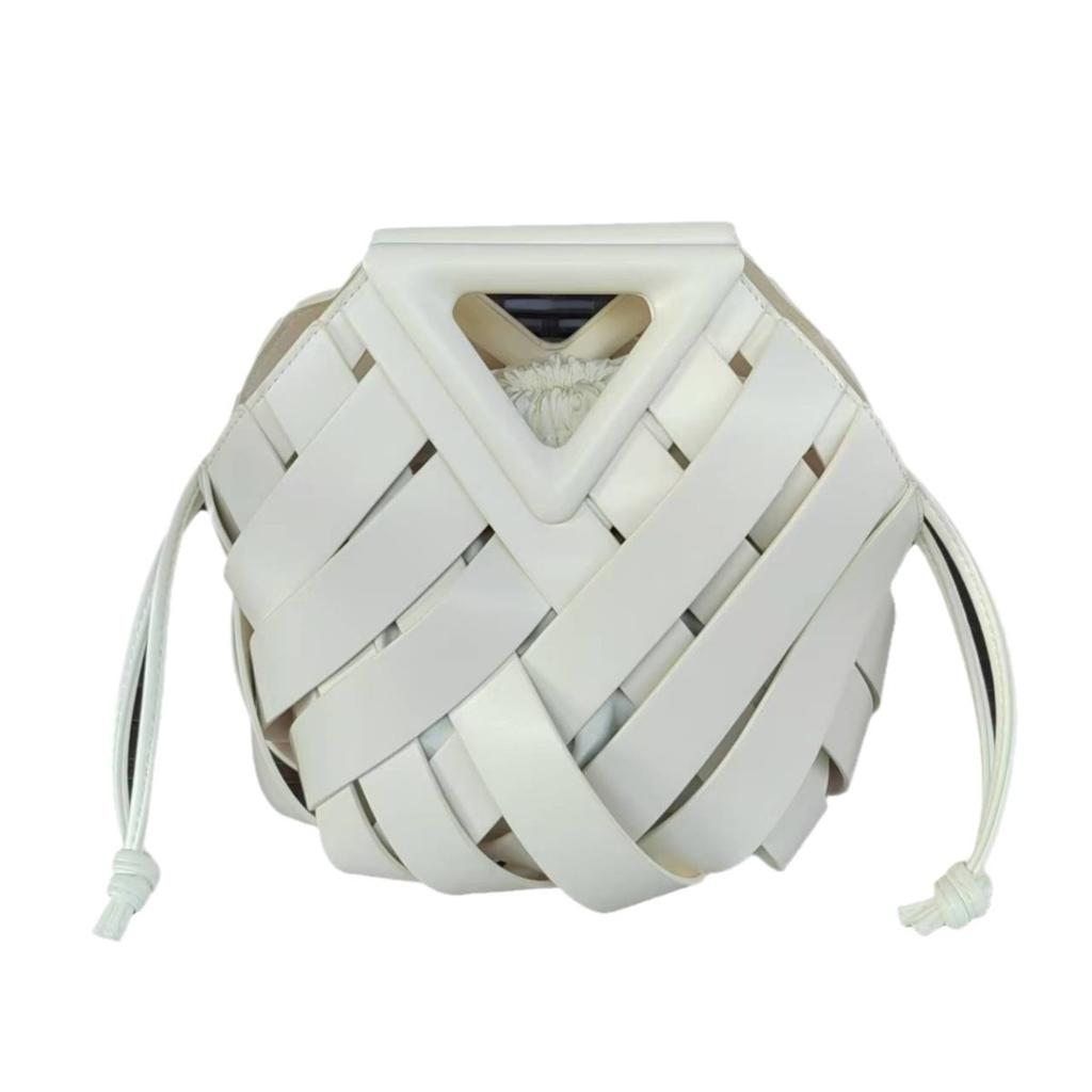Vegetable Basket Women'S Bag Niche Design Temperament High-End Fashion Inverted Triangle Portable Woven Bag