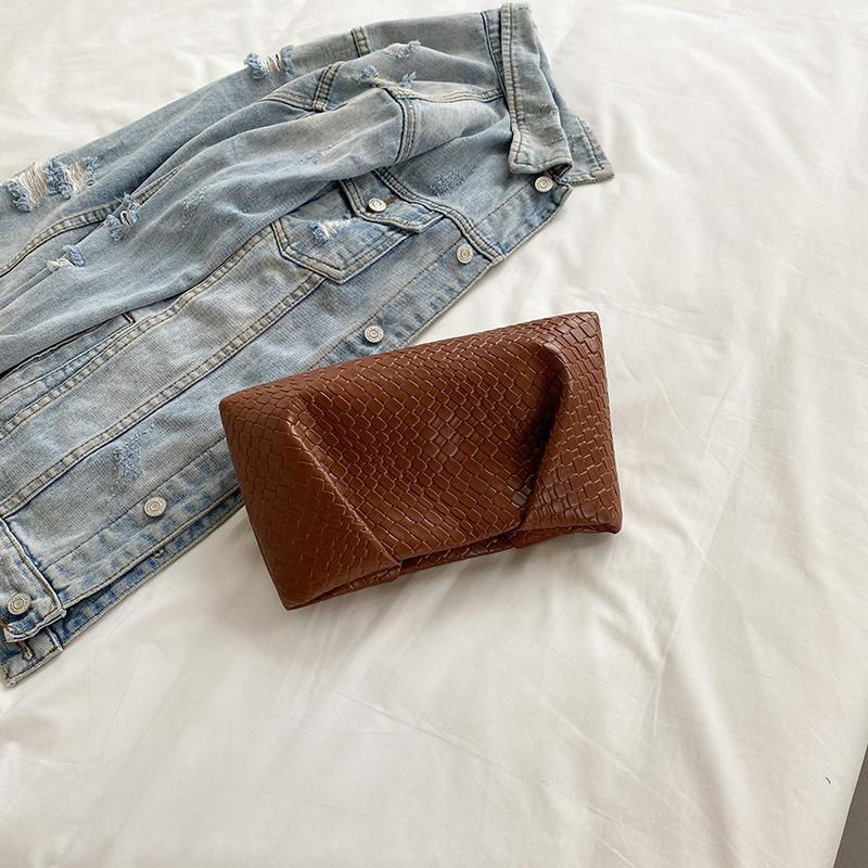 Velkokapacitní taška přes rameno Nová móda Populární Pletená Dojíždění Jednoduché Psaníčko Retro Večerní Kapsa na telefon