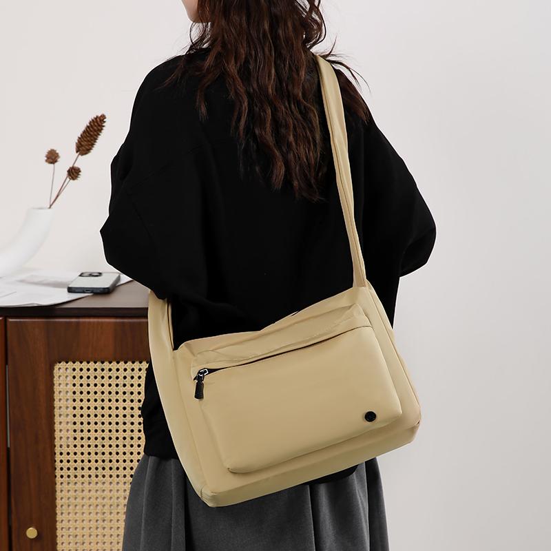 Nylon Bag Women's Multi-compartment Shoulder Bag Lightweight Crossbody Bag