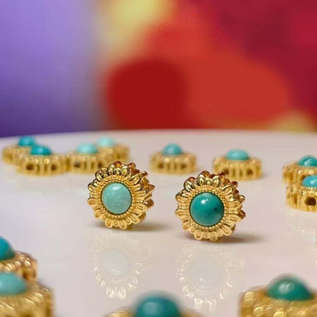 5Pcs, Red Green Natural Stone Gems Pendant with Golden Accents, Boho Handmade Round Charms for Jewelry Making DIY Necklace Accessories 8×8mm