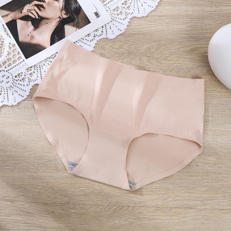 Women's Seamless Ice Silk Mid-Waist Breathable Panties - Sexy One-Piece Triangle Design