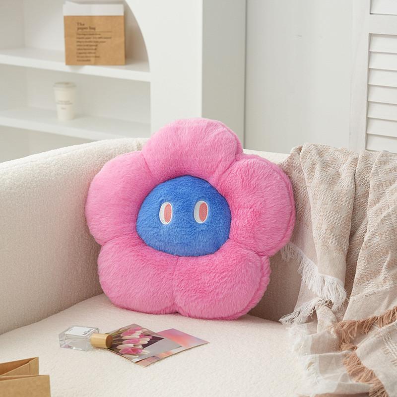 Cute Flower Plush Cushion With Soft Pp Cotton For Relaxing Sofa Decor