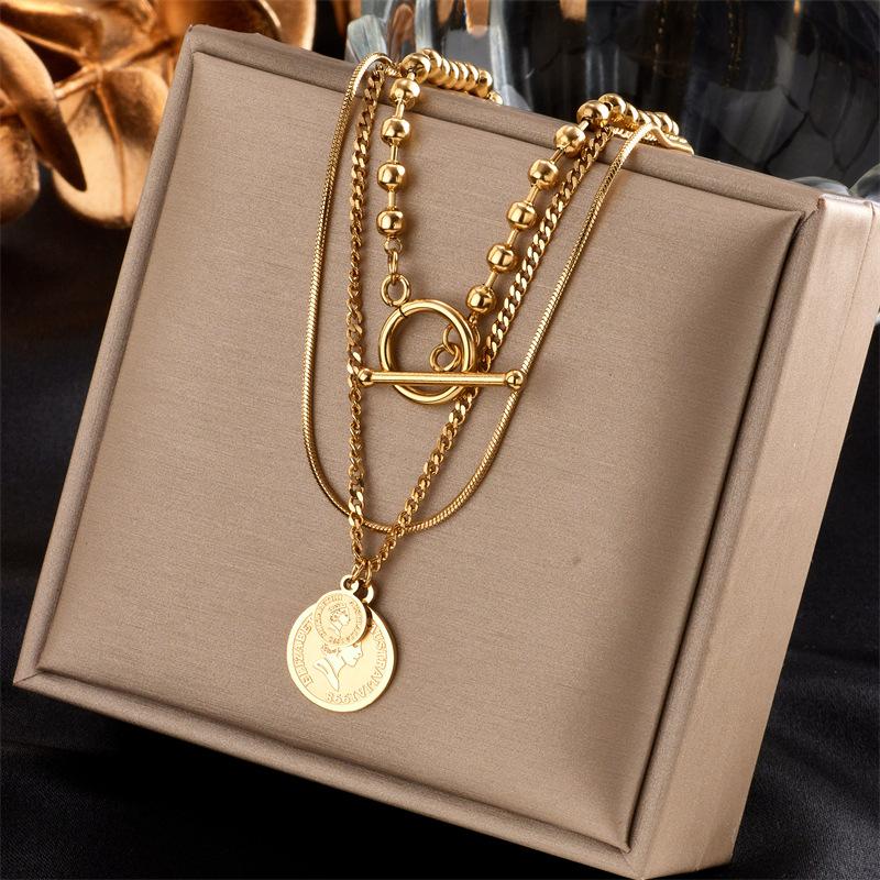 Asymmetrical Heart Pearl Pendant Layered Chain Necklace Multi Strand Design Fashion Accessory Luxury