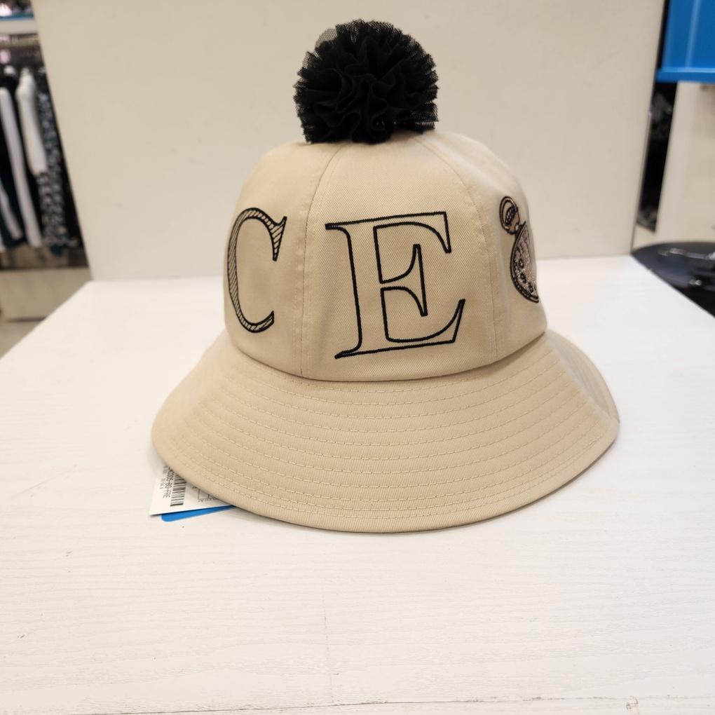 

Golf Feminine Corsage Decorated English Logo Bucket Hat
