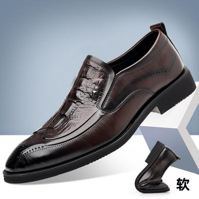 Hochwertige Krokodilmuster Herren Bequeme Schuhe Leder Herren Slipper Business Schuhe Klassische Allround Herren Loafer mit niedrigem Absatz