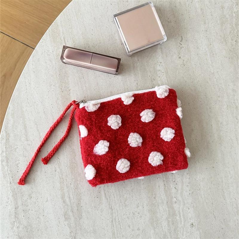 Cute Plush Women's Cosmetic Bags Portable Ladies Clutch Purse Lipstick Makeup Case Cute Female Small Storage Bag