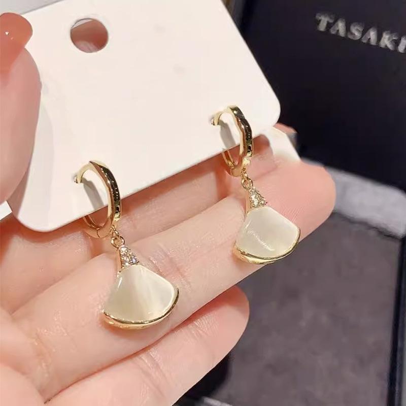 Women s Gold Fan-shaped Fashionable High-end Earrings