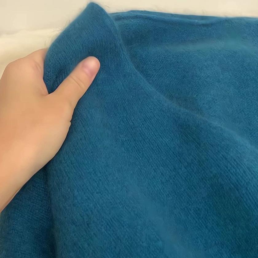 Women's Korean V-Neck Blue Knitted Sweater - Soft, Loose-Fit Autumn/Winter Pullover.