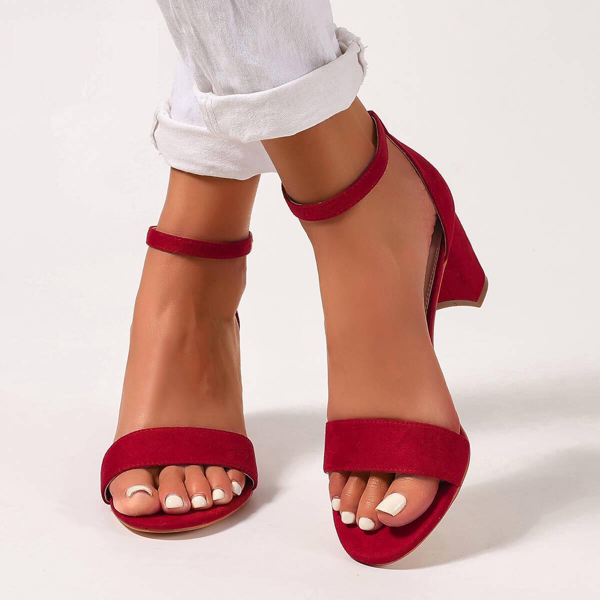 Women s Low Heel Sandals 43 красный 3090₽