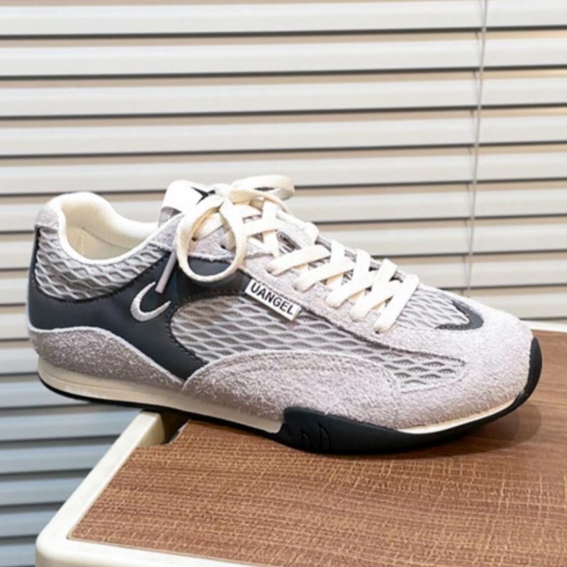 Fashion New Mesh Thin Soled Women Sneakers 2025 Fashionable Retro Concise Casual Comfortable Increased Sports Shoes Street Board Shoes