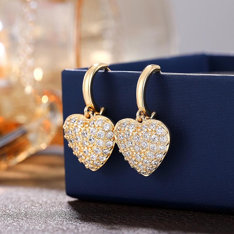 Zircon-Inlaid Love Peach Heart Earrings For Women, Fashionable Temperament Yellow-Gold Jewelry, Popular Daily Elegance