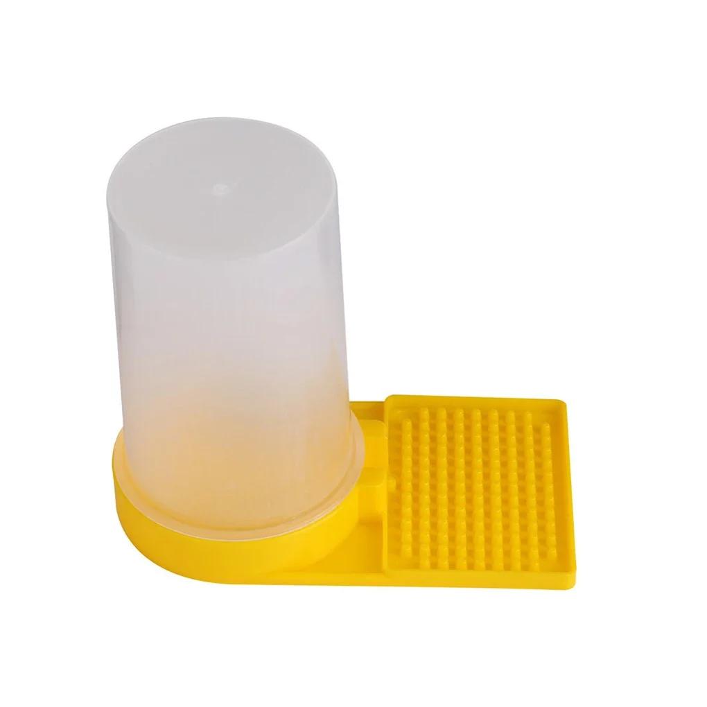 

1 Set Apiculture Hive Bee Feeders Beehive Nest Door Drinker Plastic Drinking Water Feeding Cup Beekeeper Beekeeping Supplies