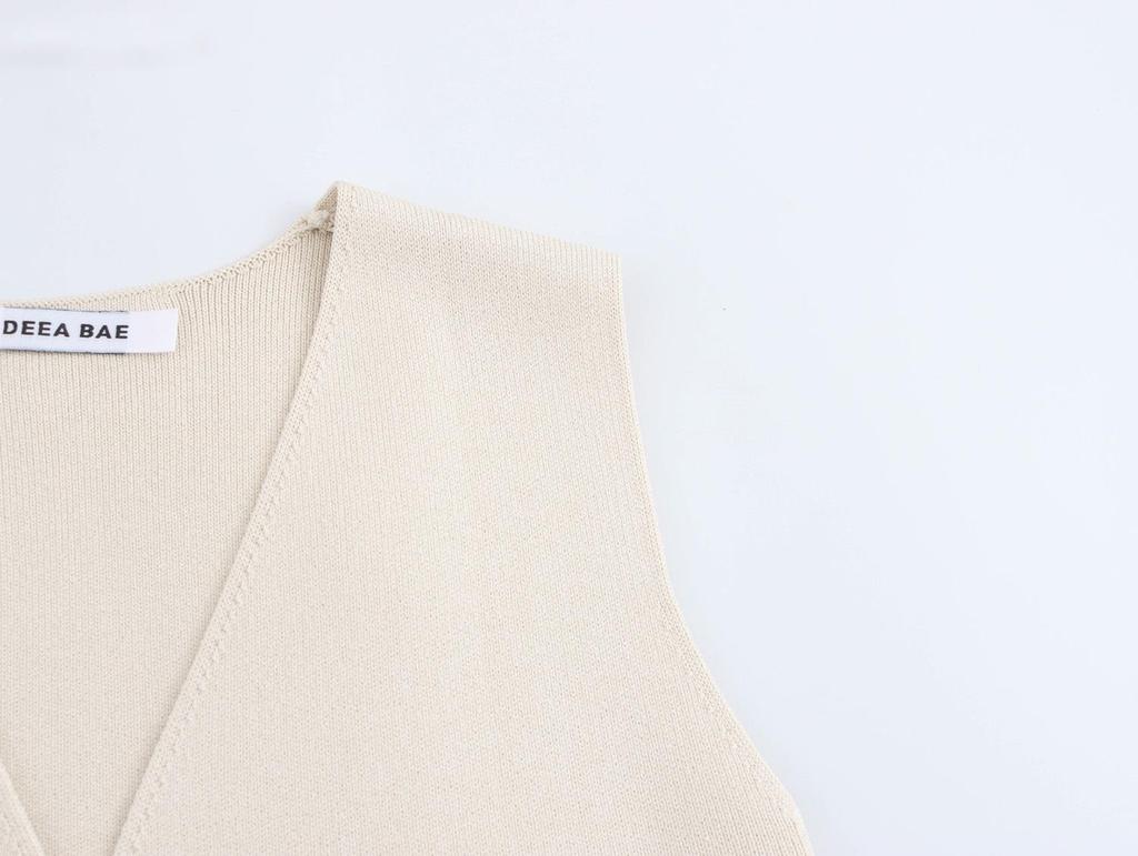 2025 Spring Women's European & American V-neck Sleeveless Knitted Vest Fashion 4192003