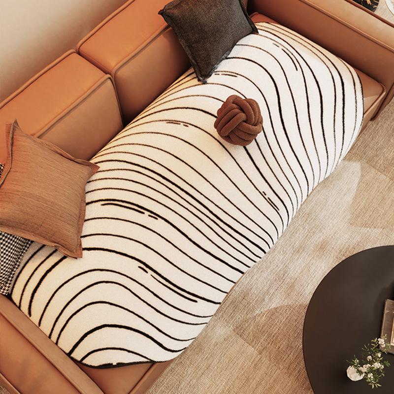 

Плюшевая Утолщенная Подушка для Дивана Неправильной Формы Нескользящая Износостойкая Защищающая от Царапин Покрывало-Полотенце для Прямого Дивана в Гостиную 90*90cm