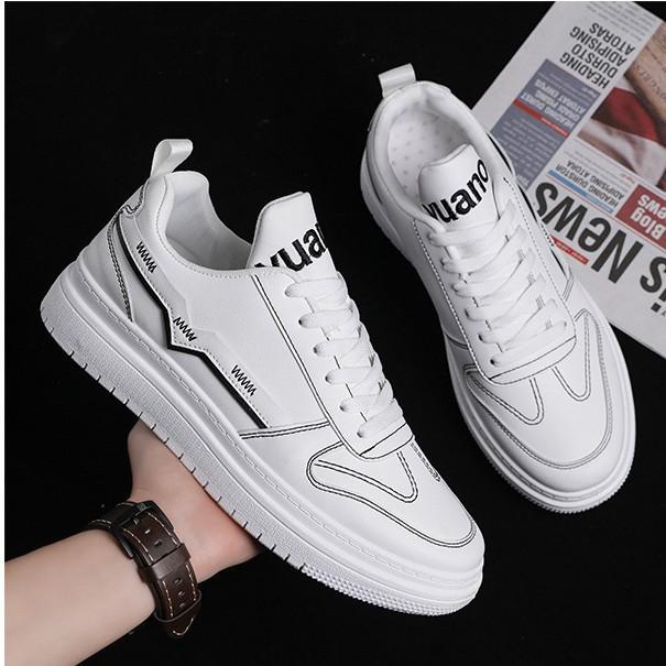 Men's Shoes New Spring and Autumn Casual Sports Style Board Shoes Light Soft Sole Versatile Board Shoes Casual Sports Shoes