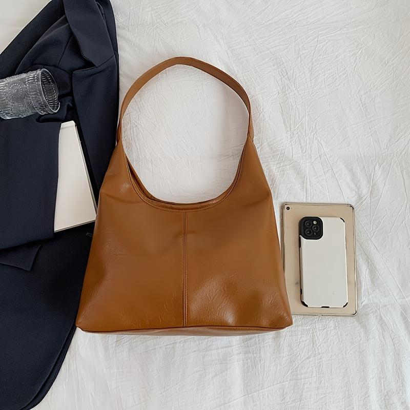 A Stylish And Versatile Two-Piece Set for Women, Featuring a Soft And Comfortable Shoulder Bag And a Handbag, Perfect for Casual Outings.
