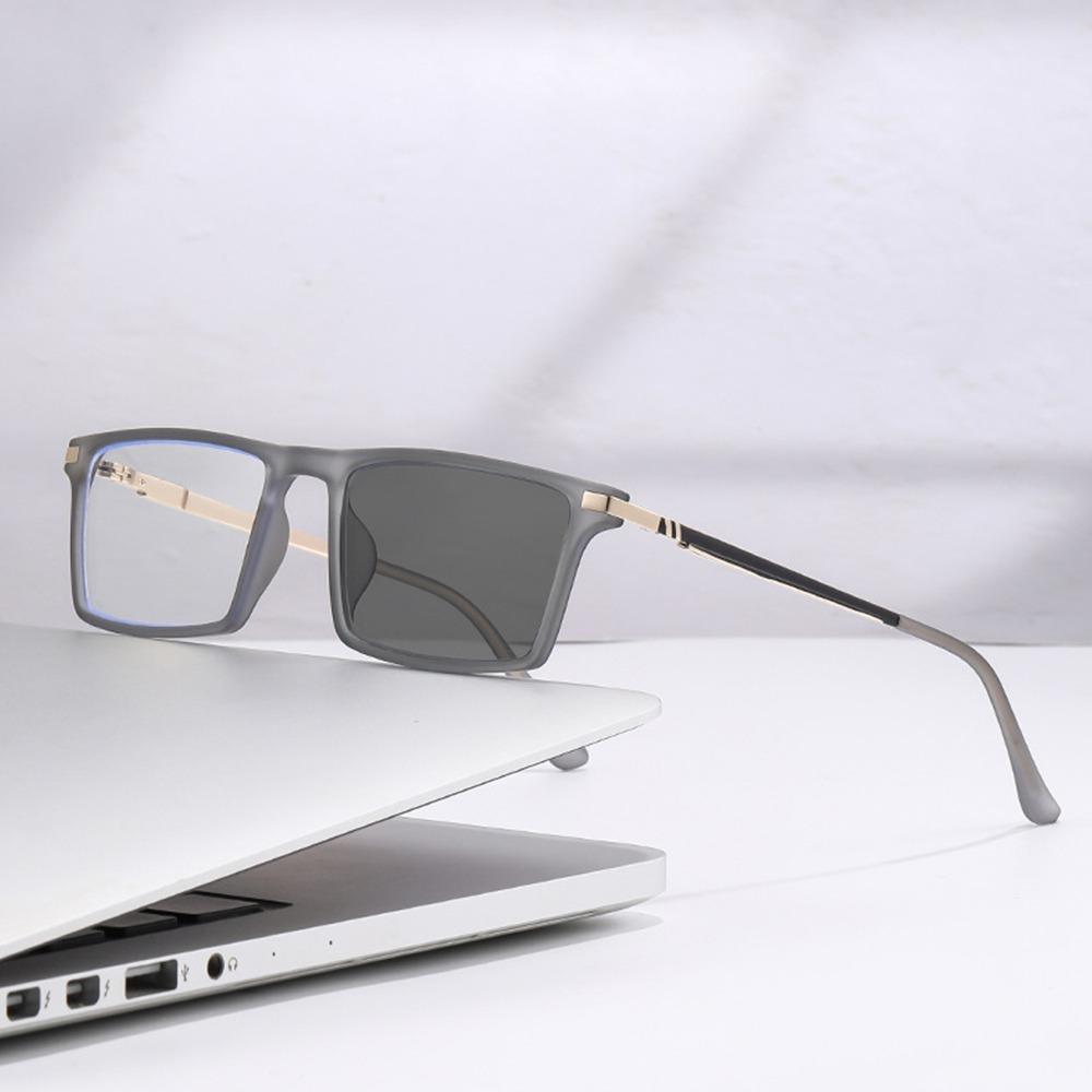Photochromic Anti-Blue Light Reading Glasses Multifocal Hyperopia Glasses  Men Women Strength 300
