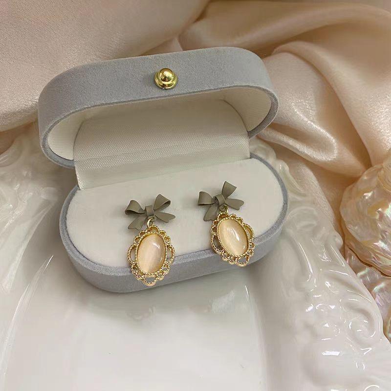 Diamond-set Love Opal Stud Earrings Design High-end Summer Earrings Niche Light Luxury High-end Versatile Earrings Jewelry