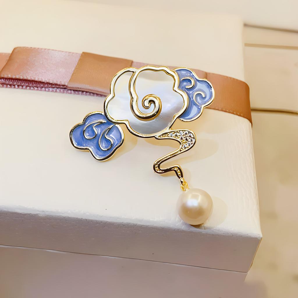 New National Style Auspicious Cloud Fritillary Brooch Femininity Pearl Corsage Light Luxury Niche Design Pin Suit Accessories