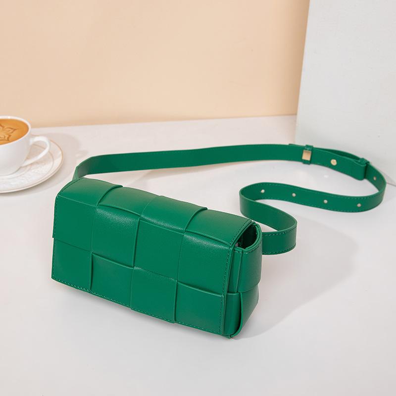 Summer New Fashionable and Simple Shoulder Rhombus Women's Bag Trendy Crossbody Woven Chain Bag Women's Fanny Pack