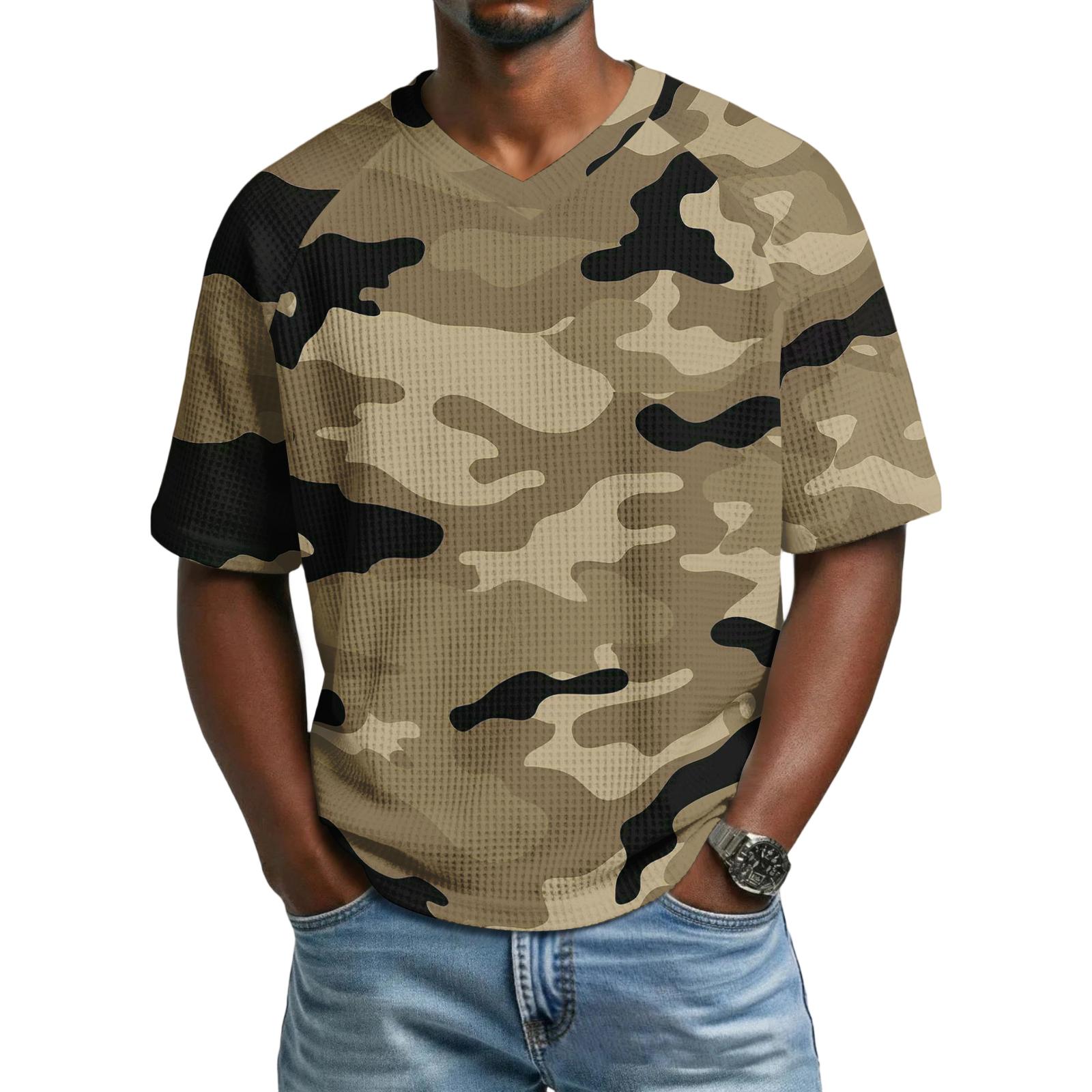 Ionia Heren V-hals Korte Mouw Camouflage Print Casual T-shirt Losse Pasvorm Lichtgewicht Ademend Top voor Dagelijks Gebruik L kaki