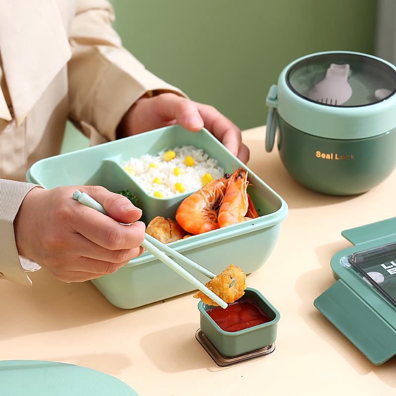 Portable Single-Layer Japanese Microwave Lunch Box with Sealed Compartments for Students