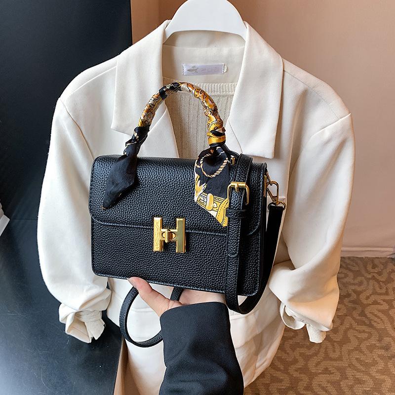 Fashion Popular Bag Women's 2026 New Bag Niche Texture Handbag Chain Single Shoulder Messenger Women's Bag