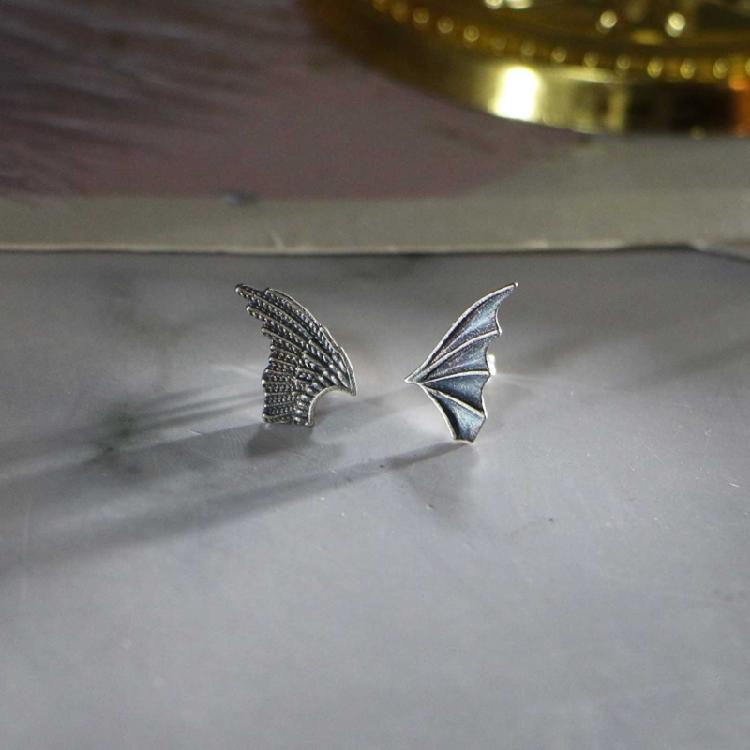 Retro Asymmetric Earrings Angel Demon Wing Earrings Female Classic Stud Earrings