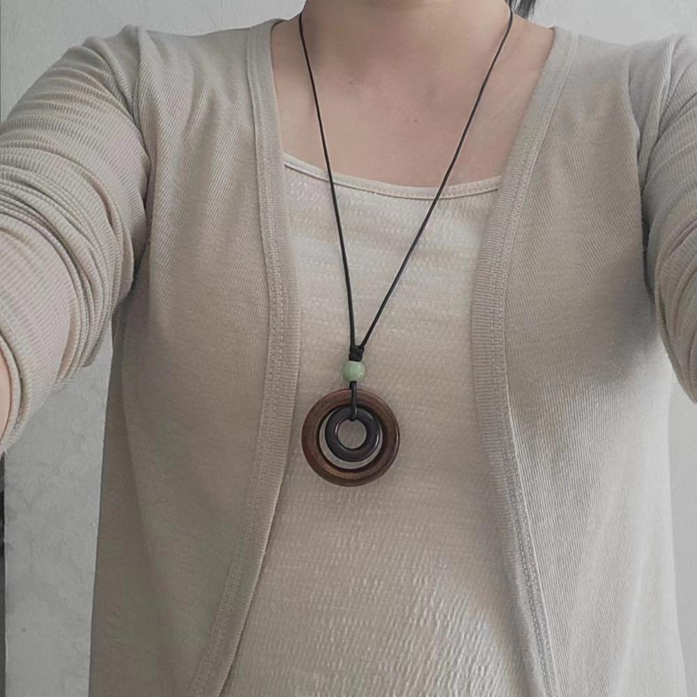 Kreativer Ethnisch Holz Doppelring Anhänger Geflochtene Lange Halskette für Damen Retro Temperament Halsband Kette Schmuck Zubehör Geschenk