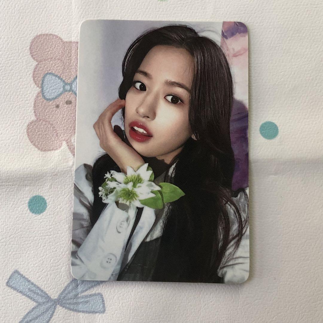 

[USED] IVE Prom Queens Fancon Yujin DIVE 1st Generation Trading Card