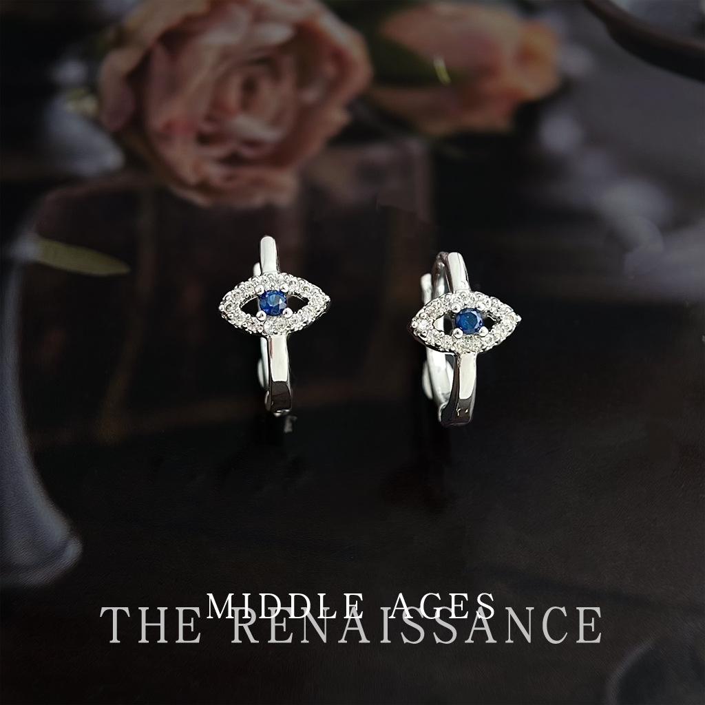 

Light blue eyes zircon ear buckles personalized sweet cool wind niche commuter earrings