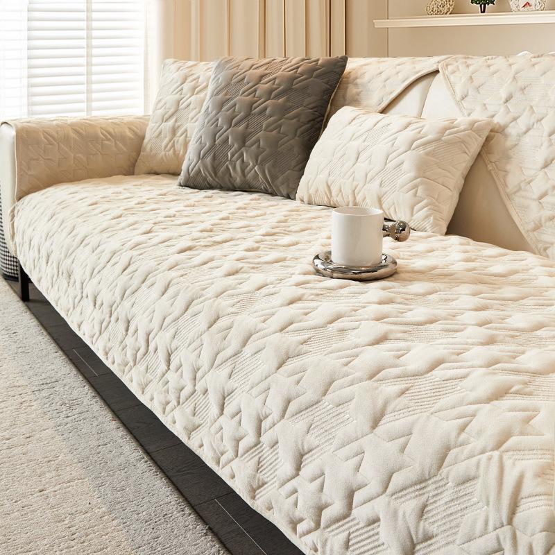 Sofa Seat Slipcovers Solid Color Plush Jacquard Housse Canape Dangle Sofa Protector Home Decor Fleece Sofa Cover for Winter Warm