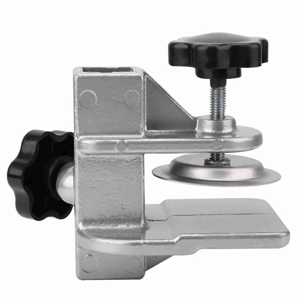 

Inner Dia.0.9 * 0.9 in Pet Grooming Clamp Flexible Sturdy Dog Grooming Holder Portable Secure Grooming Table Fixture Nail Care