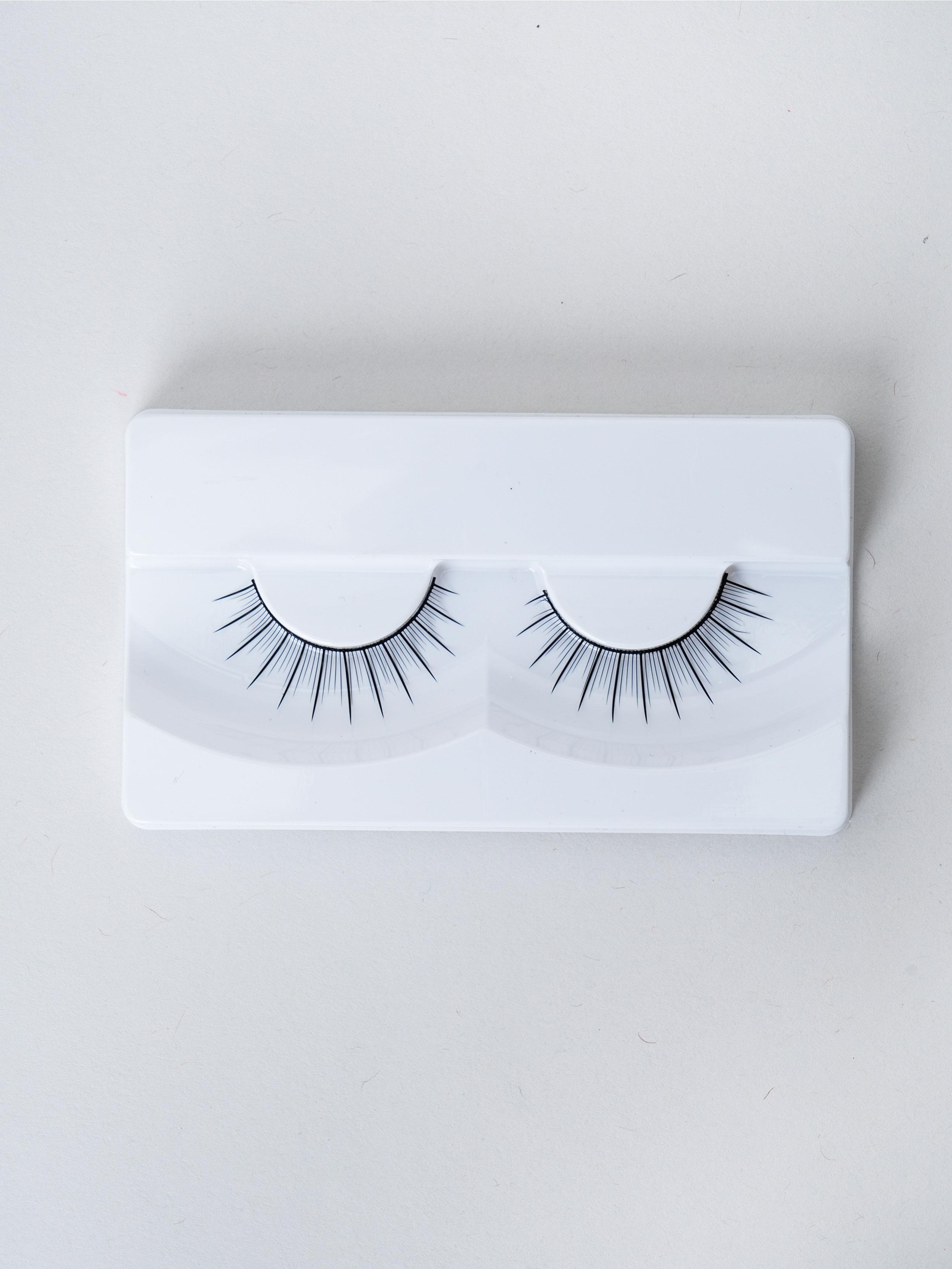 Daily False Eyelashes - Style D10 1ea