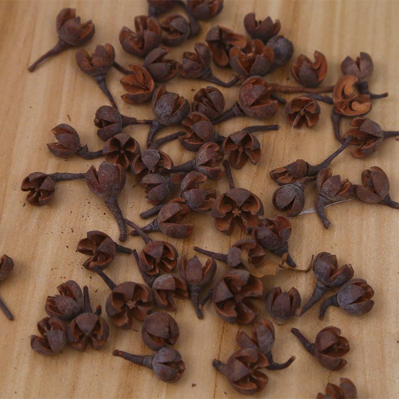 1-18CM Pine Cone Christmas Decorations: Creative Figurines & Photography Props