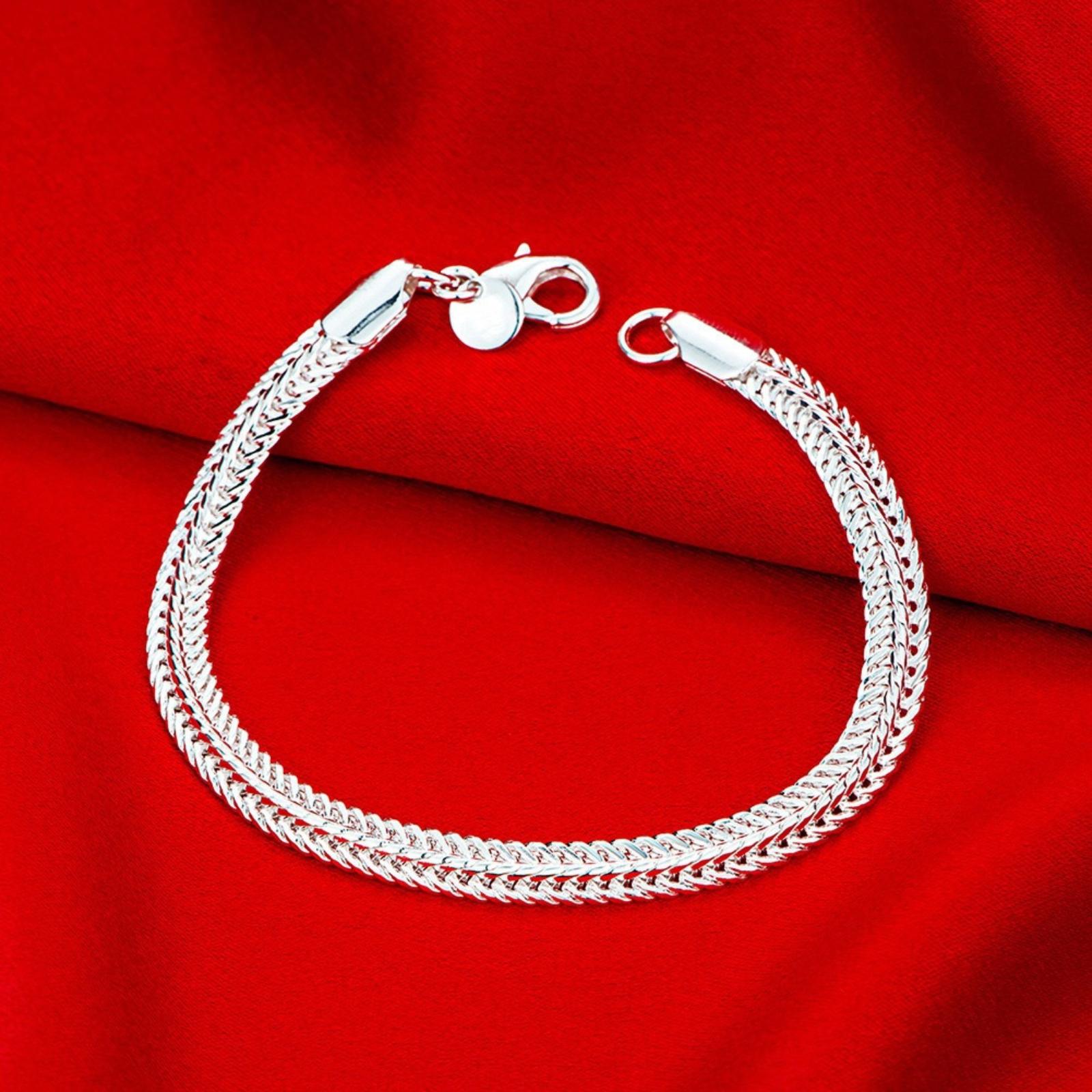 

Flat Snake Bone Chain Fox Tail Bracelet Adjustable Length Durable Metal Link Jewelry for Everyday Wear and Special Occasions One Size