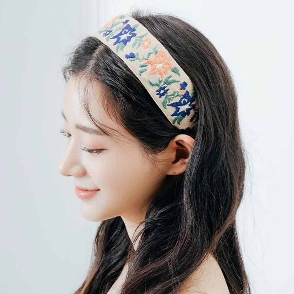 Wide embroidered headband (21H234) Beige