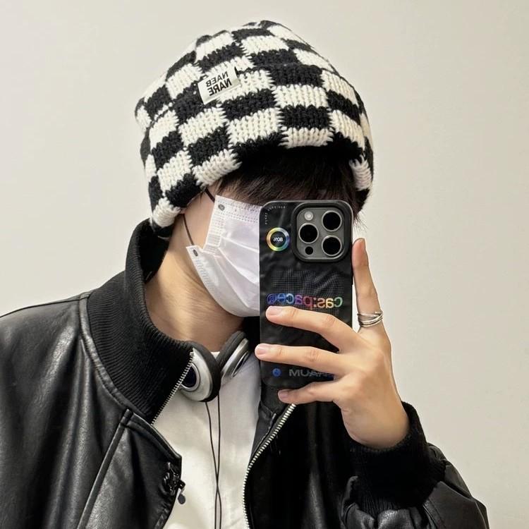 Schachbrett Strickmütze für Damen im Herbst und Winter Neuer Koreanischer Stil Nische Großer Kopfumfang Wollmütze Zeigt Gesicht Klein Warme Mütze