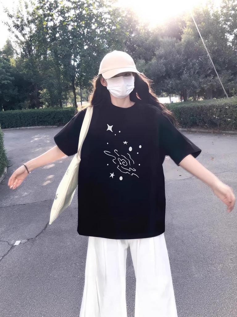 Women's Star Short Sleeve T-shirt - Summer 2026 Hot Style, Unique Pure Cotton, Loose Half Sleeve, Round Neck, Casual Top.