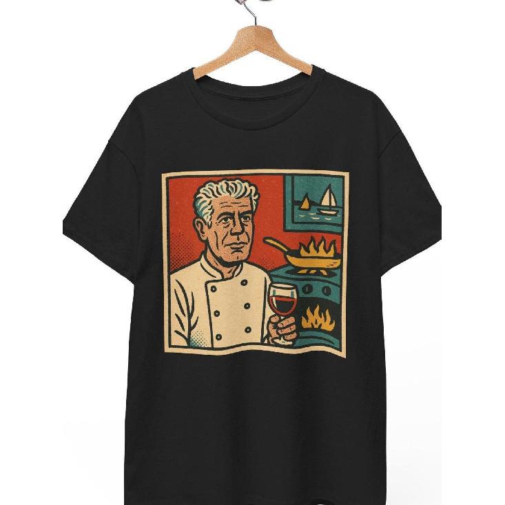 Anthony Bourdain Retro Chef Comic Graphic T-Shirt - Unisex Tee with Iconic Kitchen & Wine Design, Soft Breathable Fabric, Short Sleeve Round Neck S чёрный