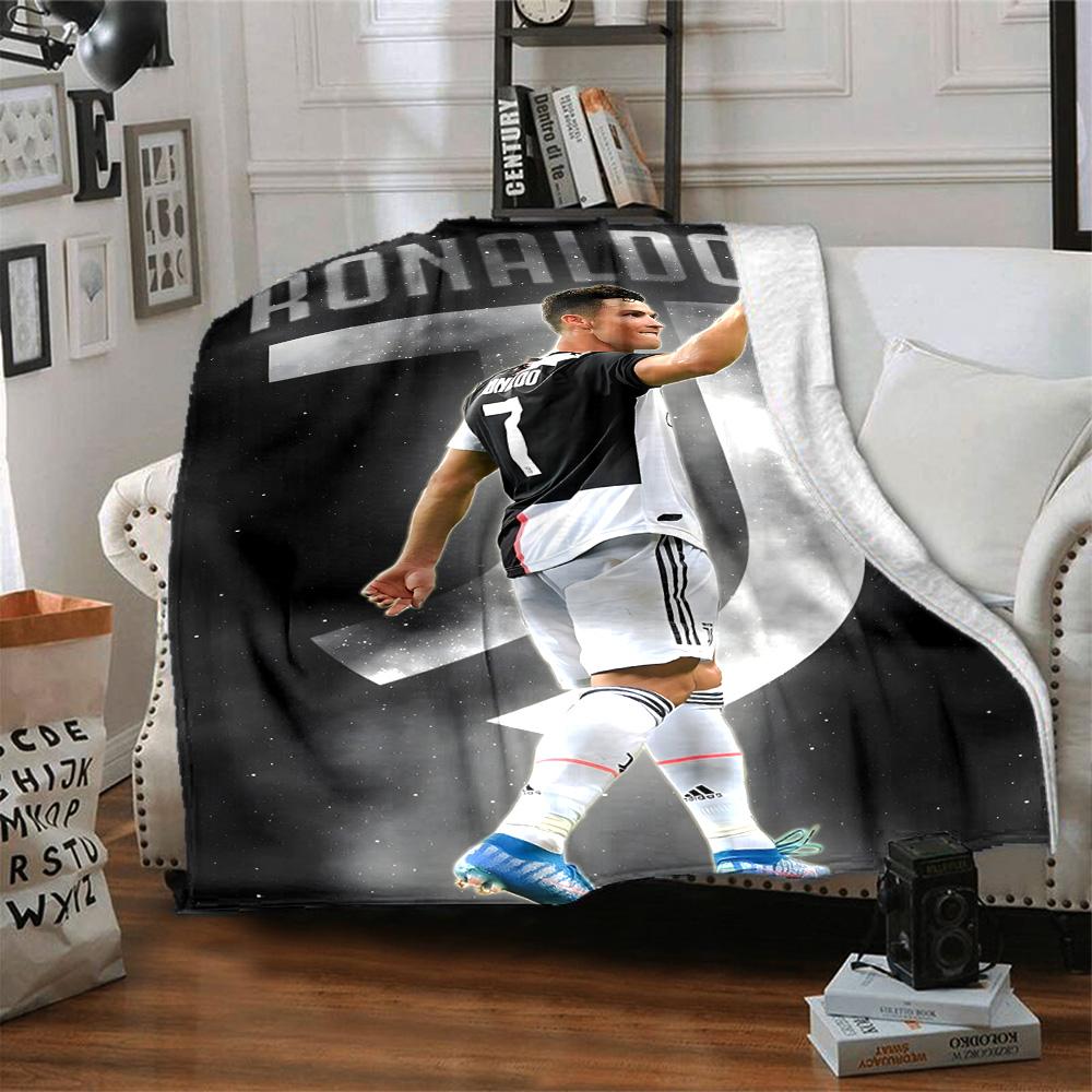 1pc Number 7 Soccer Blanket, Gift, for Men and Women, Soft Blanket, Good for Sofa Bed Couch Travel, Lightweight Flannel Blanket