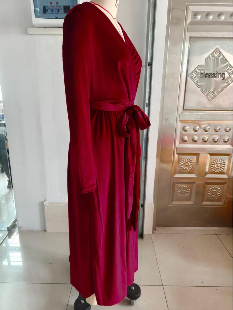 Elegant Velvet V-Neck Bridesmaid Dress for Autumn/Winter