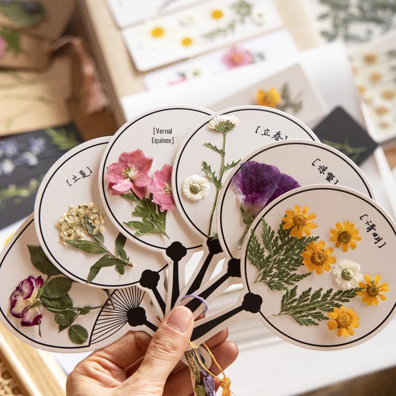 Creative DIY Bookmark Kit: Blank Cards with Embossed Dried Flowers and Leaves